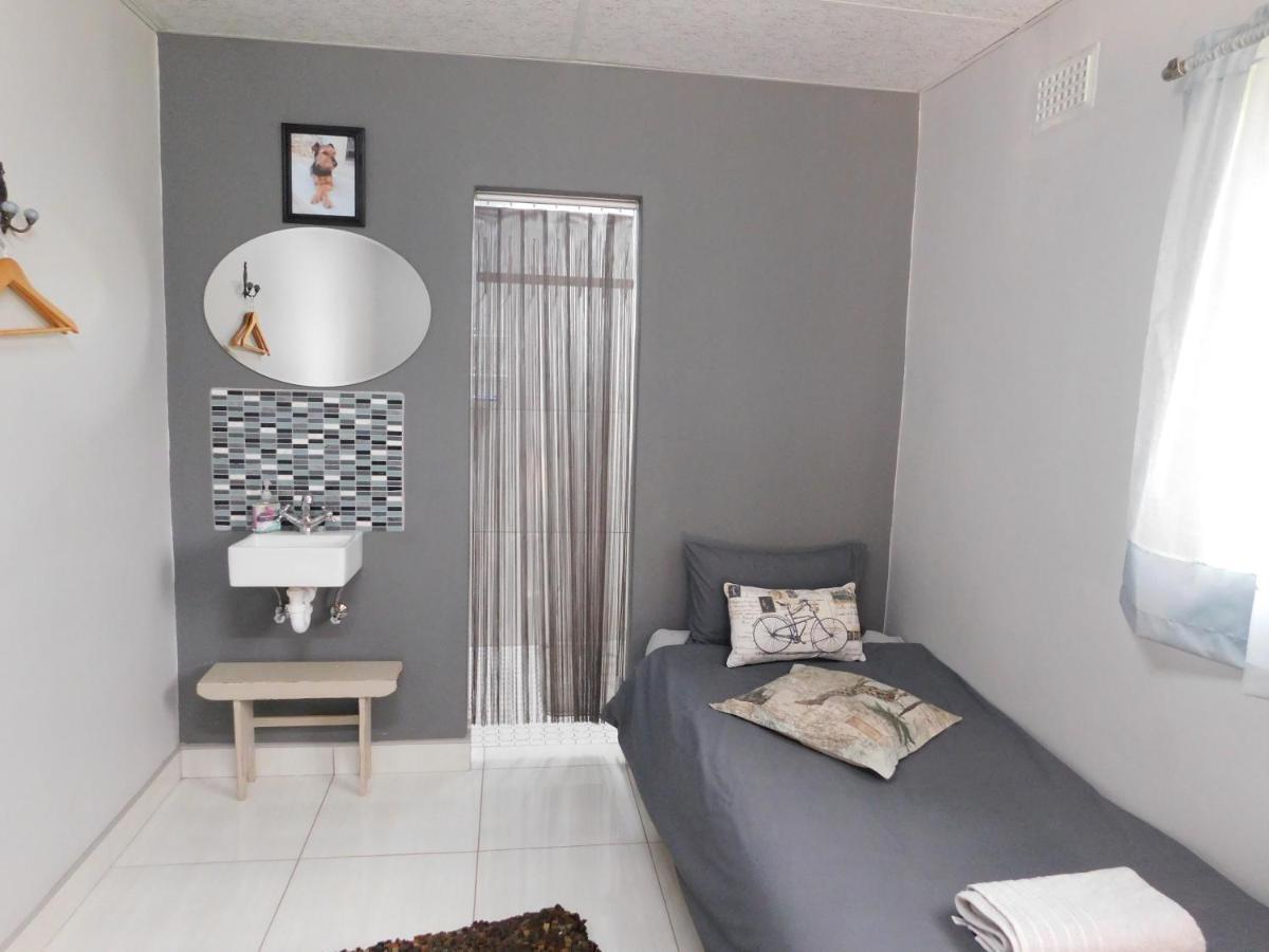 Hotel Meteorite Rest Camp Grootfontein Exteriér fotografie