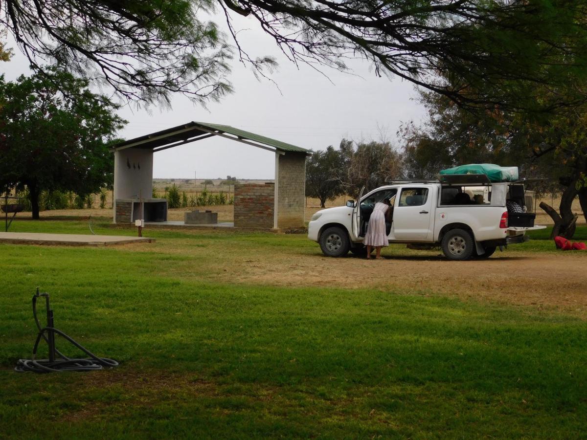 Hotel Meteorite Rest Camp Grootfontein Exteriér fotografie